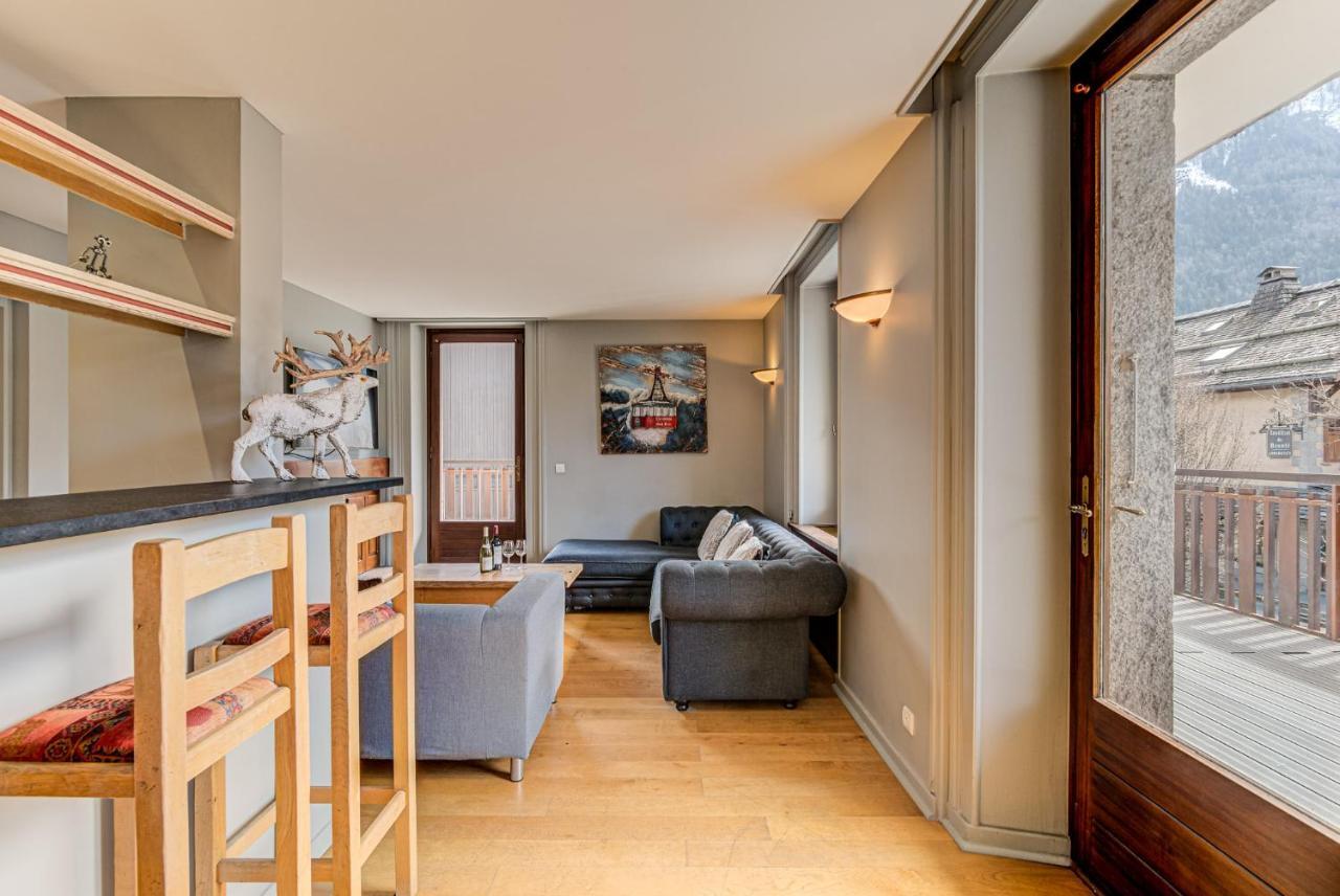 Apartment President - Alpes Travel - Central Chamonix - Sleeps 12 Exteriör bild